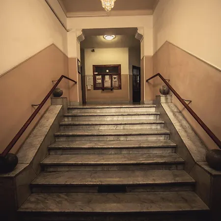 アパート Five Lands *